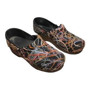 Dansko | Confetti Shoes Scribble Yarn Clogs